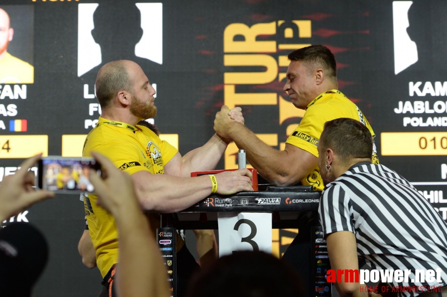 Zloty Tur 2018 - eliminations left hand # Armwrestling # Armpower.net