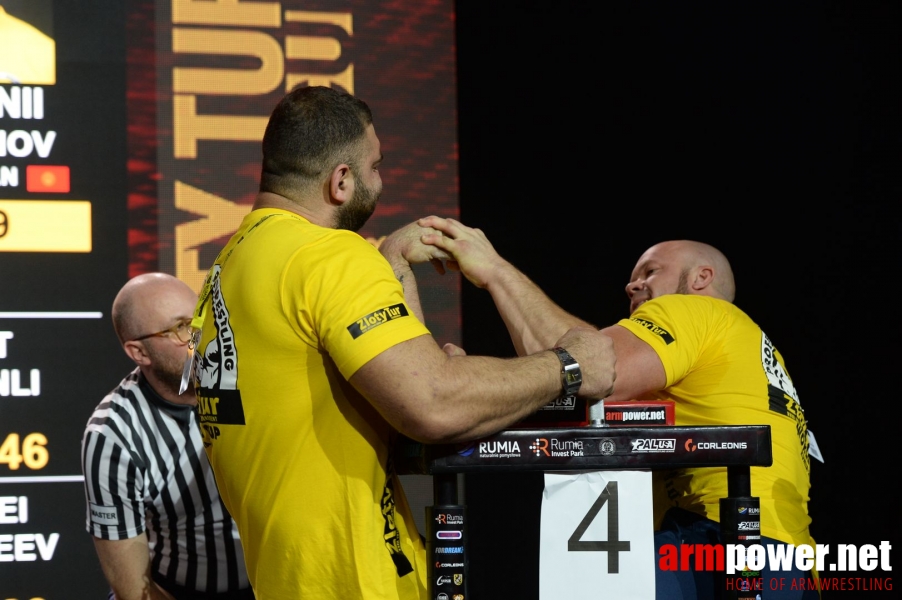 Zloty Tur 2018 - eliminations left hand # Armwrestling # Armpower.net