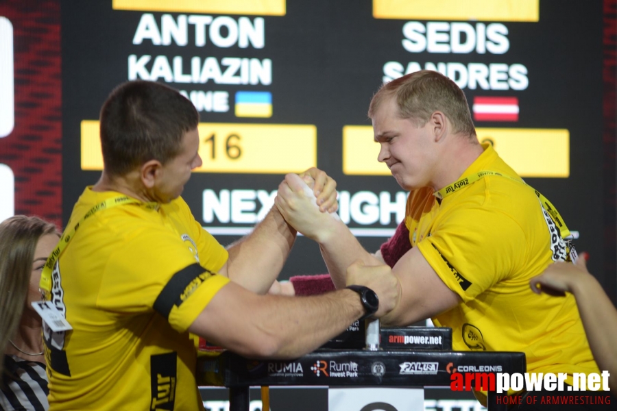 Zloty Tur 2018 - eliminations left hand # Armwrestling # Armpower.net