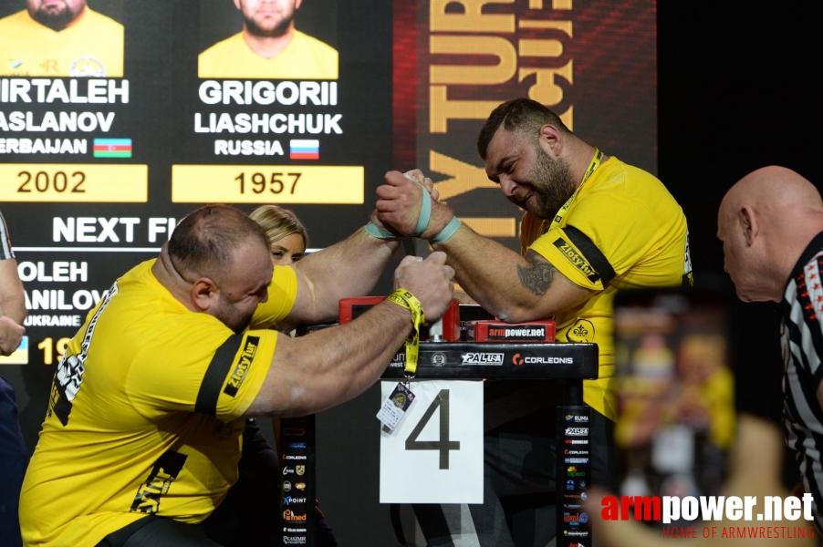 Zloty Tur 2018 - eliminations left hand # Armwrestling # Armpower.net