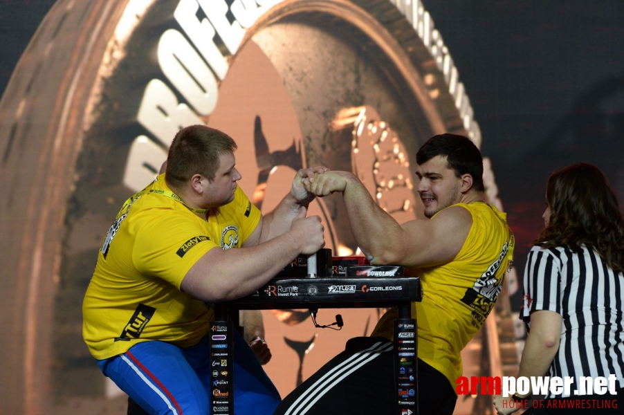 Zloty Tur 2018 - eliminations left hand # Siłowanie na ręce # Armwrestling # Armpower.net