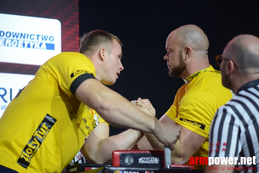 Zloty Tur 2018 - eliminations left hand # Armwrestling # Armpower.net