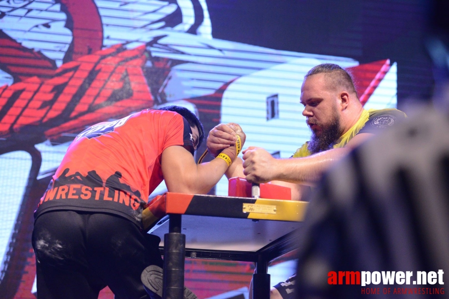 TOP-8 - Round 1 - Malaysia # Armwrestling # Armpower.net