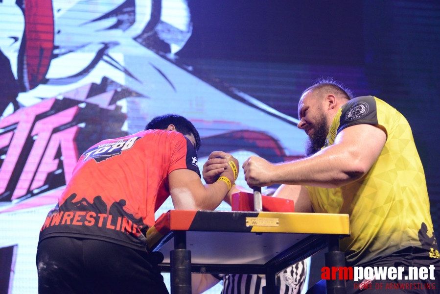 TOP-8 - Round 1 - Malaysia # Armwrestling # Armpower.net