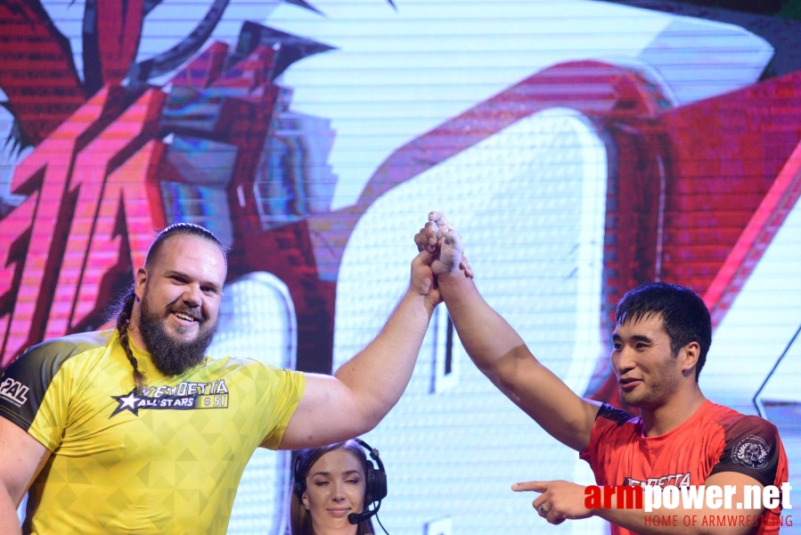 TOP-8 - Round 1 - Malaysia # Siłowanie na ręce # Armwrestling # Armpower.net