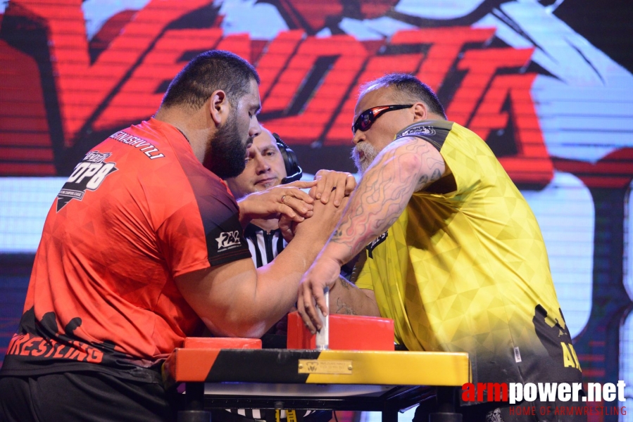 TOP-8 - Round 1 - Malaysia # Armwrestling # Armpower.net